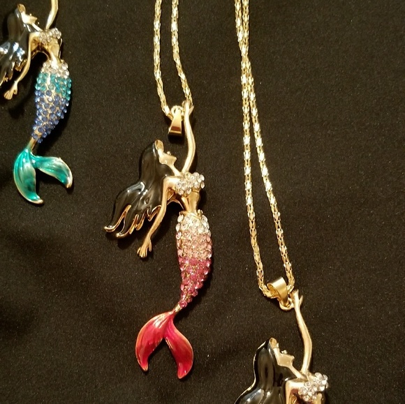 Betsey Johnson Jewelry Necklaces Hearts, Mermaids, Dragonflies, Airplanes, Stars - Picture 5 of 13